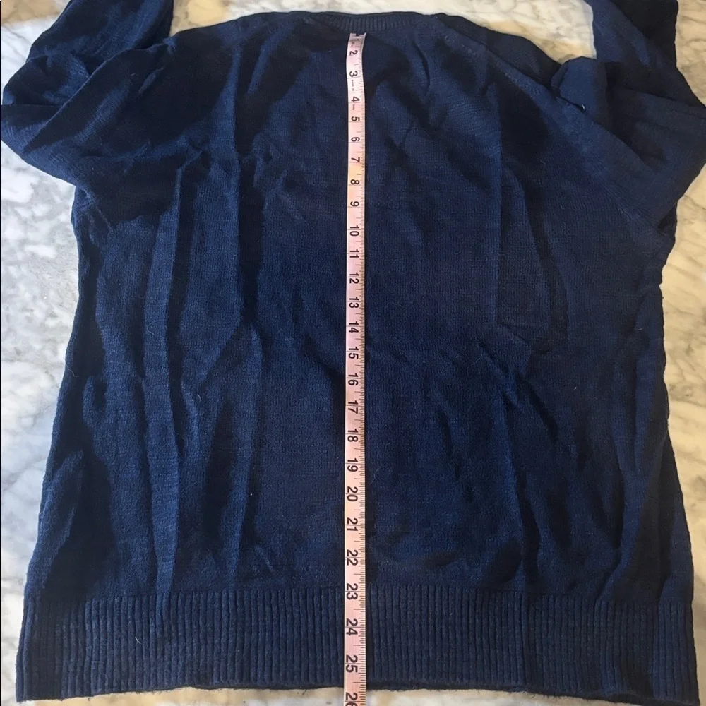 Everlane Men's Deep Blue Crewneck Sweater